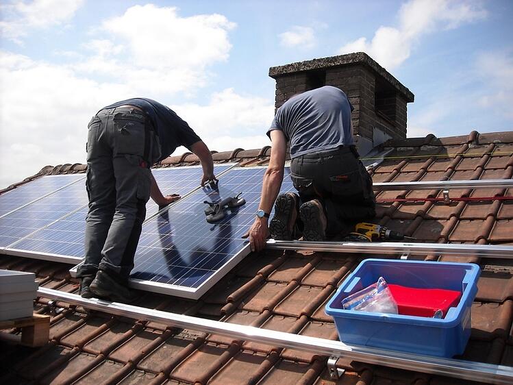 men-install-solar-panels.jpg
