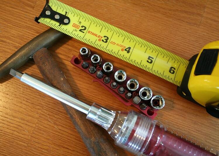 hammer-and-tape-measure.jpg